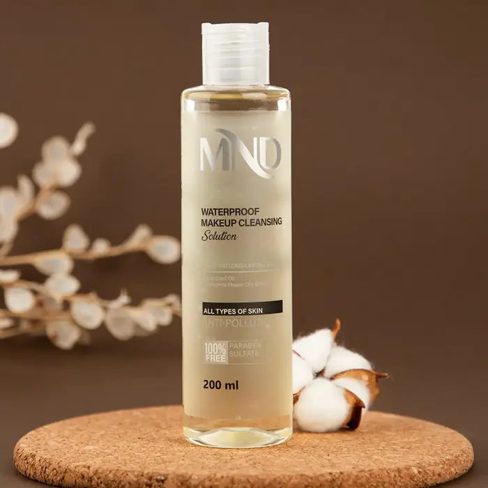 محلول پاک کننده آرایش ضدآب مناسب انواع پوست ام ان دی 200 میلی‌لیتر